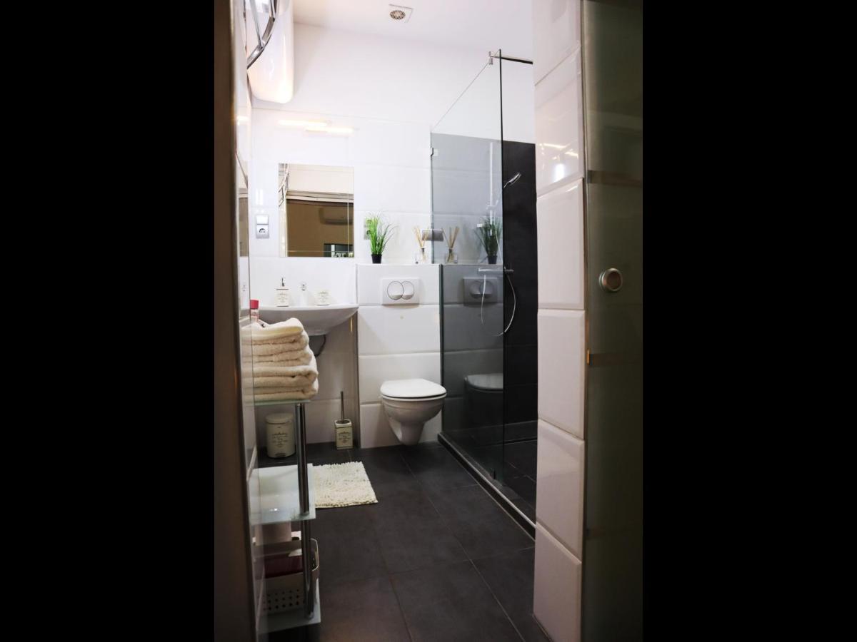 Your Lovely Home In The Heart Of Budapest Exterior photo